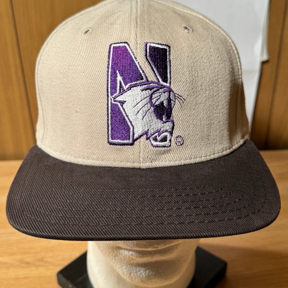 Vintage Northwestern University Wildcats‎ Pro Line Strapback Adjustable Hat USA